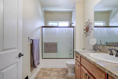3641 Sacramento Dr, Redding, CA 96001 photo 19