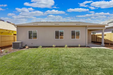 Exterior - 2655 Gates Head Way, Redding, CA 96003 photo 5 of 6