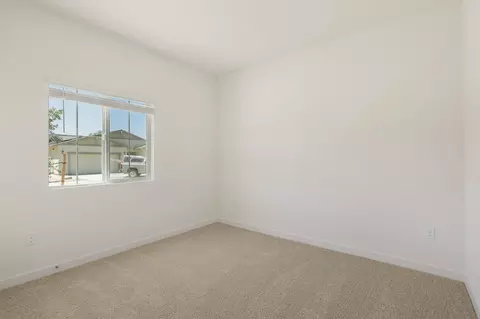 Bedroom - 2655 Gates Head Way, Redding, CA 96003 photo 2 of 4