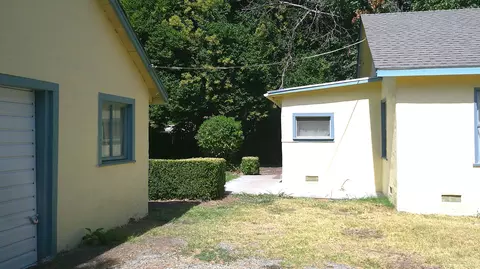 363 Hamilton St, Redding, CA 96001 photo 10