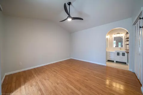 Bedroom - 618 Alamine Dr, Redding, CA 96003 photo 1 of 8