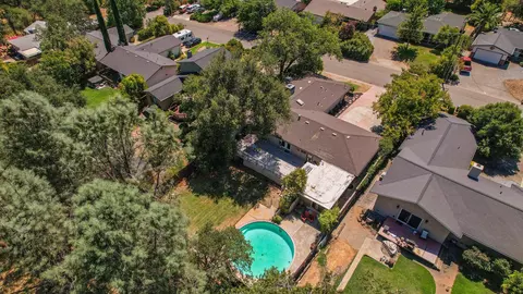 1890 Manchester Dr, Redding, CA 96002 photo 56