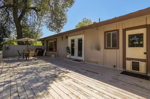 1890 Manchester Dr, Redding, CA 96002 photo 28