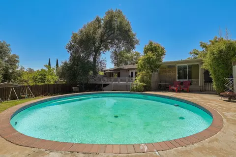 1890 Manchester Dr, Redding, CA 96002 photo 46