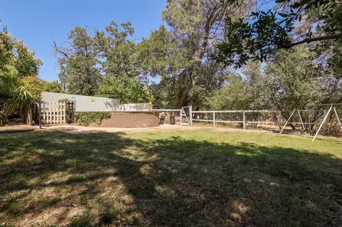 1890 Manchester Dr, Redding, CA 96002 photo 49