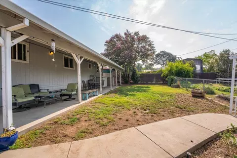228 Beverley Ave, Red Bluff, CA 96080 photo 32