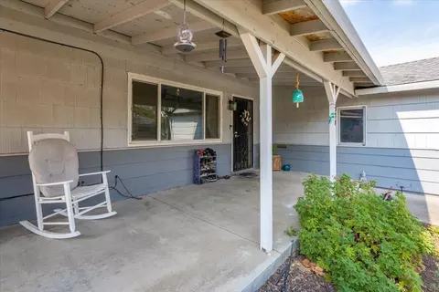 228 Beverley Ave, Red Bluff, CA 96080 photo 4