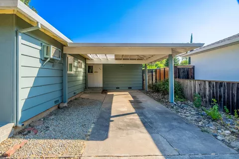 Exterior - 745 Gold St, Redding, CA 96001 photo 2 of 11