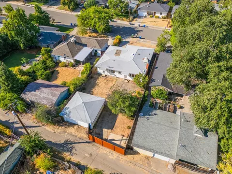 View/Area - 745 Gold St, Redding, CA 96001 photo 1 of 5