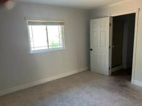 Bedroom - 4211 White River Ct, Redding, CA 96003 photo 4 of 4