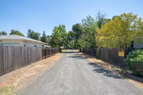 5035 Huntington Dr, Redding, CA 96002 photo 42