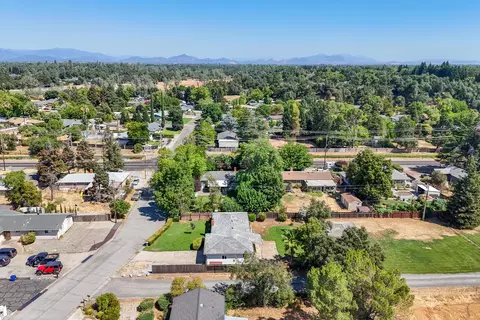 5035 Huntington Dr, Redding, CA 96002 photo 52