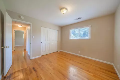 5035 Huntington Dr, Redding, CA 96002 photo 18