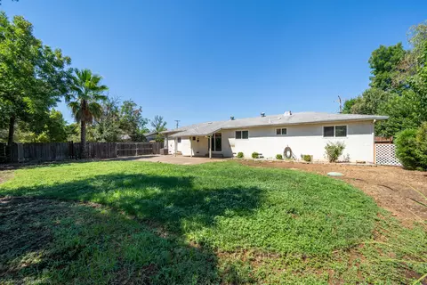 5035 Huntington Dr, Redding, CA 96002 photo 32