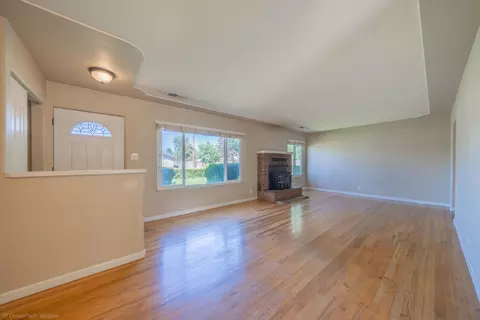 5035 Huntington Dr, Redding, CA 96002 photo 10