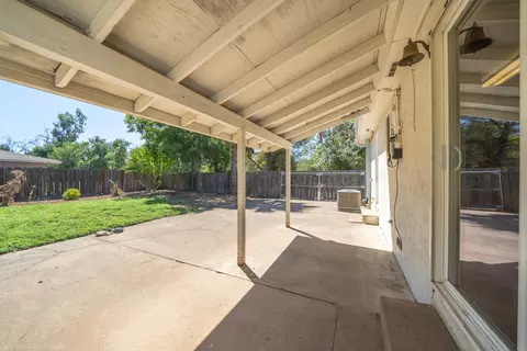 5035 Huntington Dr, Redding, CA 96002 photo 28