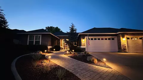 Exterior - 4612 Kilkee Dr, Redding, CA 96001 photo 4 of 20