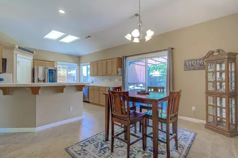 2650 Rhinestone Way, Redding, CA 96001 photo 10
