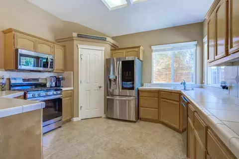 2650 Rhinestone Way, Redding, CA 96001 photo 13