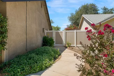 1305 Madewood Ln, Redding, CA 96002 photo 31