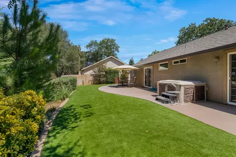 1305 Madewood Ln, Redding, CA 96002 photo 36