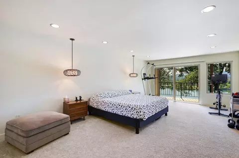 Bedroom - 1955 Bechelli Ln, Redding, CA 96002 photo 2 of 2