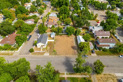 1038 Oak St, Red Bluff, CA 96080 photo 8