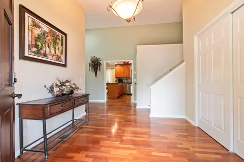 Entry Way - 19227 Hollow Ln, Redding, CA 96003 photo 3 of 5