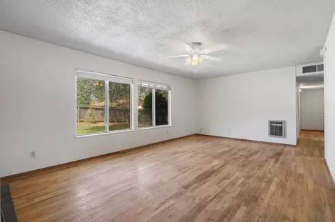 4662 Lookout Ct, Redding, CA 96001 photo 5