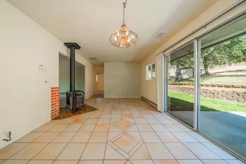 Living - 8933 Simmons Rd, Redding, CA 96001 photo 4 of 4