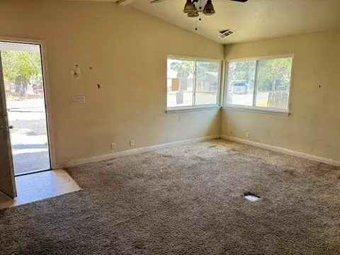 Living - 2620 Irwin Rd, Redding, CA 96002 photo 3 of 3