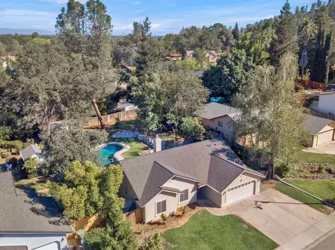4693 Tralee Ln, Redding, CA 96001 photo 1