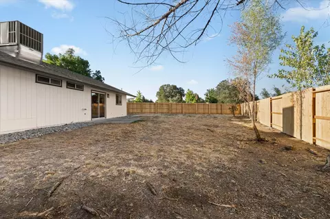 Exterior - 1541 Imperial Dr, Redding, CA 96003 photo 3 of 7