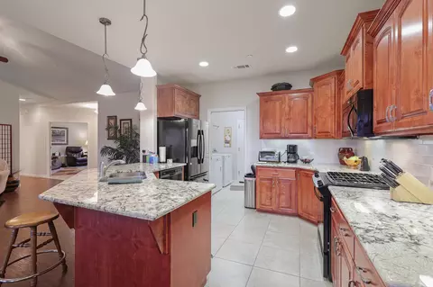 1471 Lear Way, Redding, CA 96001 photo 6