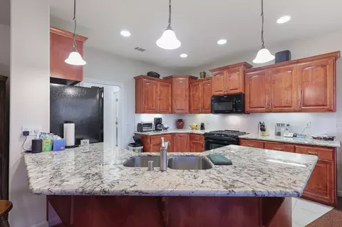 1471 Lear Way, Redding, CA 96001 photo 5