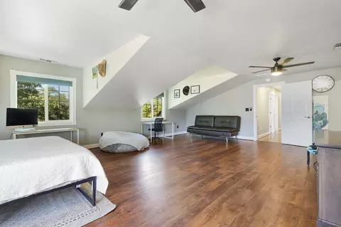 Bedroom - 13105 Bear Mountain Rd, Redding, CA 96003 photo 12 of 12