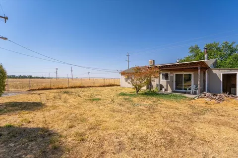 Exterior - 11294 Rawson Rd, Red Bluff, CA 96080 photo 9 of 17
