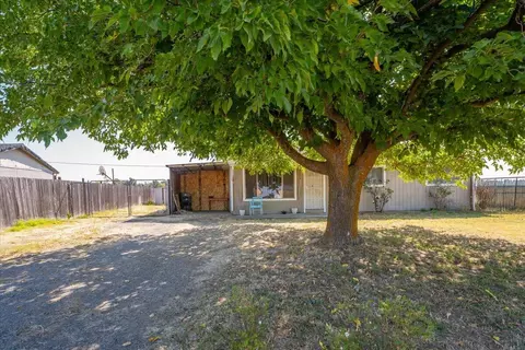 Exterior - 11294 Rawson Rd, Red Bluff, CA 96080 photo 3 of 17