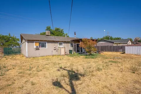 Exterior - 11294 Rawson Rd, Red Bluff, CA 96080 photo 7 of 17