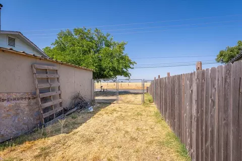 Exterior - 11294 Rawson Rd, Red Bluff, CA 96080 photo 11 of 17