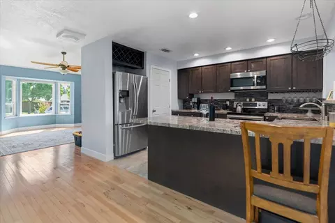 Kitchen - 308 Tourmaline Way, Redding, CA 96003 photo 6 of 6