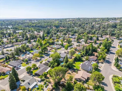 View/Area - 308 Tourmaline Way, Redding, CA 96003 photo 4 of 4