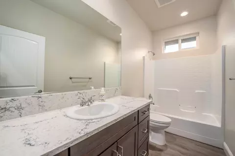 2757 Hopkins Ave, Redding, CA 96002 photo 12