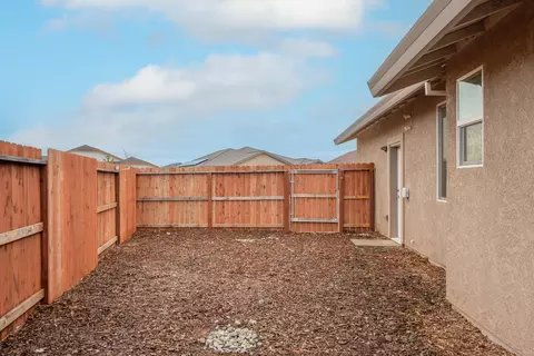 2757 Hopkins Ave, Redding, CA 96002 photo 23