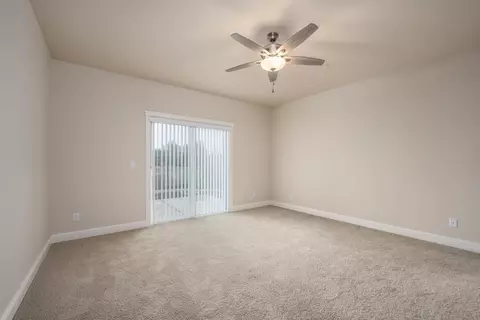 2757 Hopkins Ave, Redding, CA 96002 photo 15