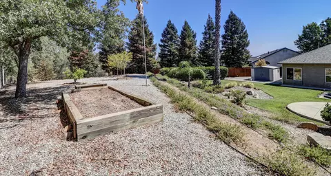 3818 Tea Rose Ct, Redding, CA 96001 photo 51