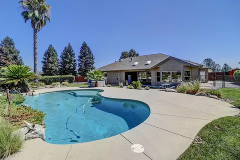 3818 Tea Rose Ct, Redding, CA 96001 photo 39