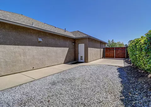 3818 Tea Rose Ct, Redding, CA 96001 photo 36