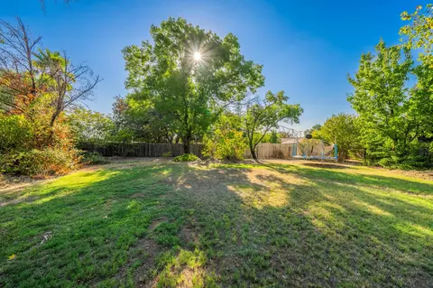 11550 Amir Ct, Redding, CA 96003 photo 24