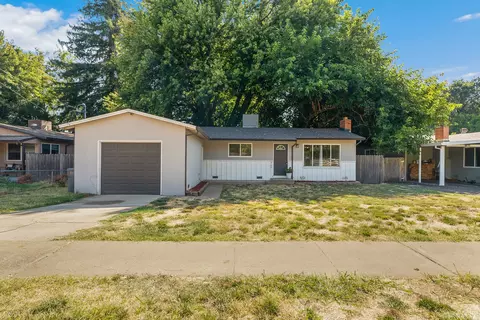 3164 Stingy Ln, Anderson, CA 96007